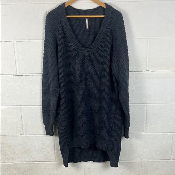 Free People Sunday scoop neck pullover sweater - Picture 1 of 8